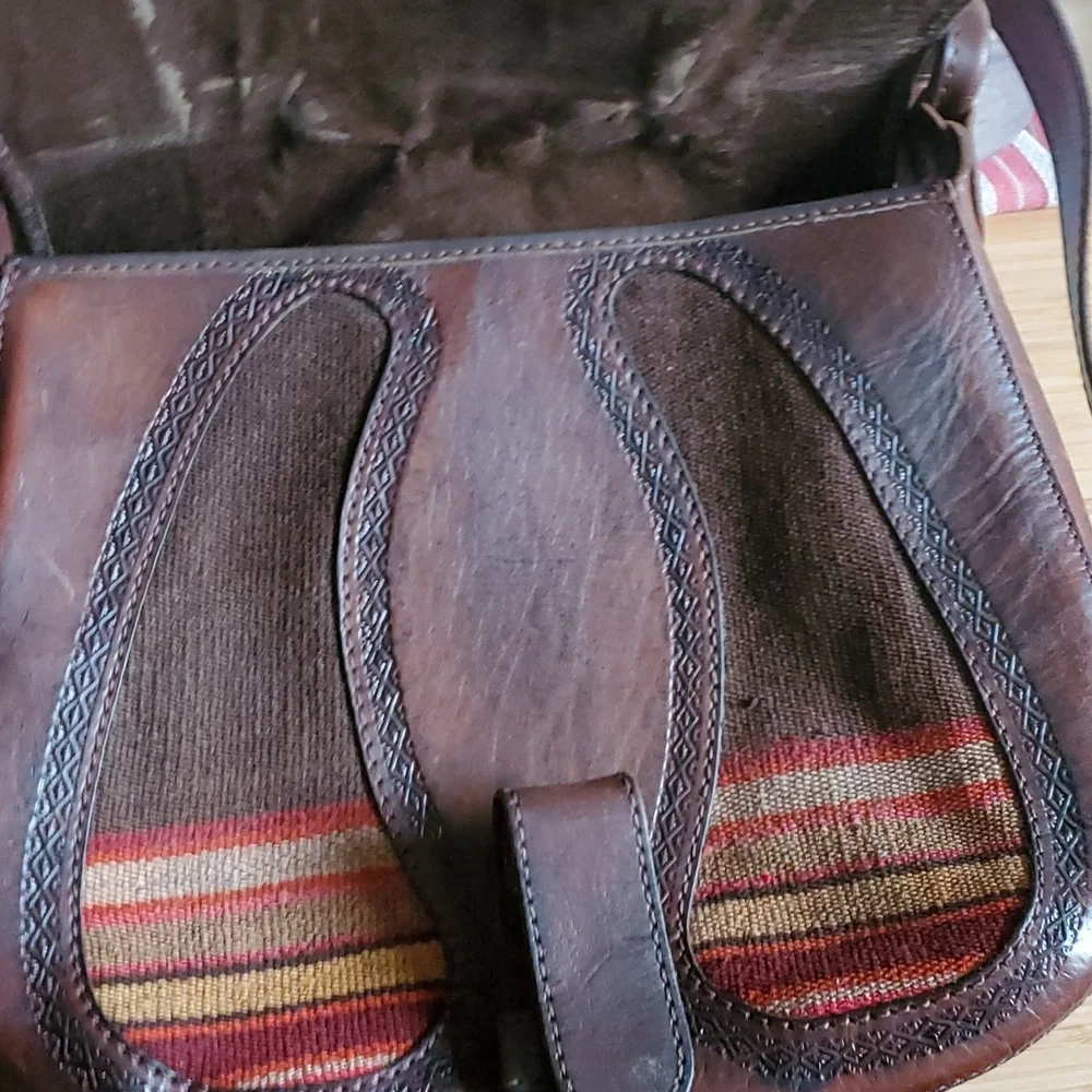 Guatemalan Leather‎ Crossbody bag